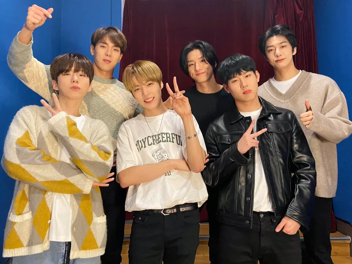 MONSTA X